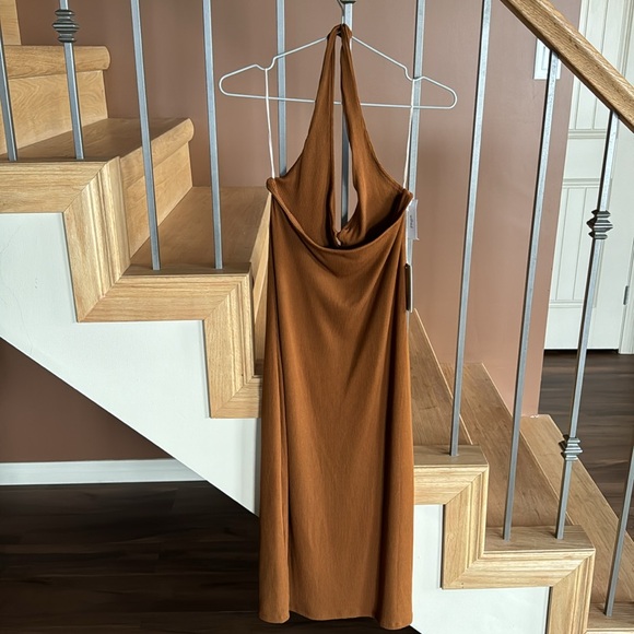 Wilfred Temperature Dress - Picture 3 of 5